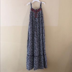 Embroidered neckline maxi dress for girls!